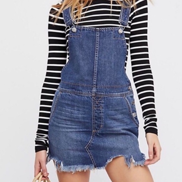 Free People Torn Up Denim Jumper Skirtall size 6 - Picture 3 of 9